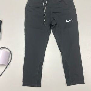 Nike mid calf running pants black